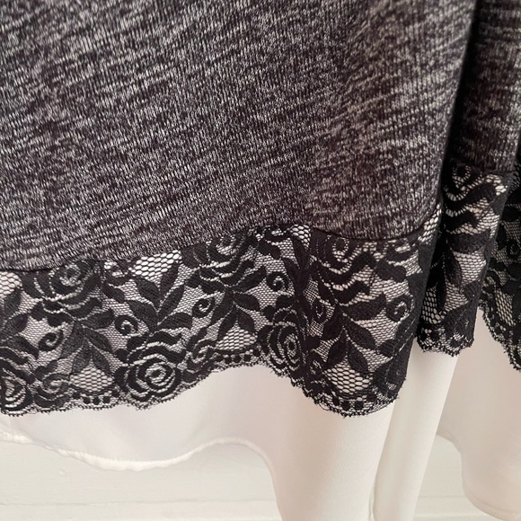 Black soft sweater top with lace. - Picture 5 of 12